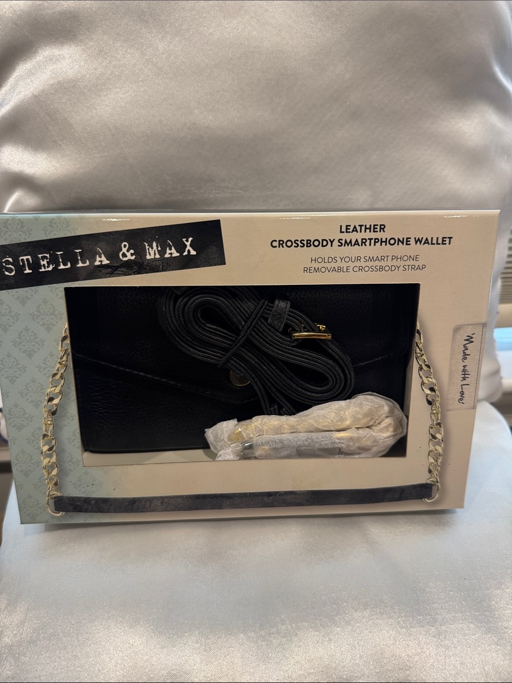 NWT! Stella & Max Black Leather Crossbody Smartphone Wallet with Gold Chain